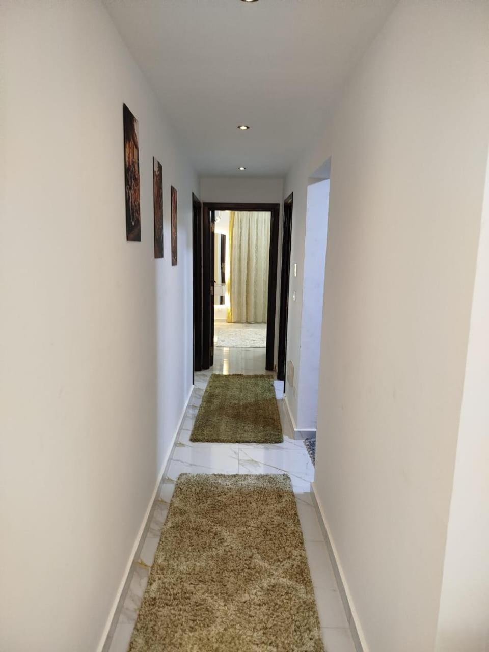 Apartamento كمبوند المعادى جاردنز بجوار كمبوند البارون سيتي و نادى الصيد القطاميه على الطريق الدائري *