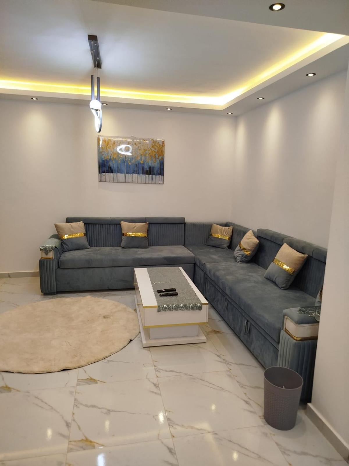 كمبوند المعادى جاردنز بجوار كمبوند البارون سيتي و نادى الصيد القطاميه على الطريق الدائري Apartment Cairo